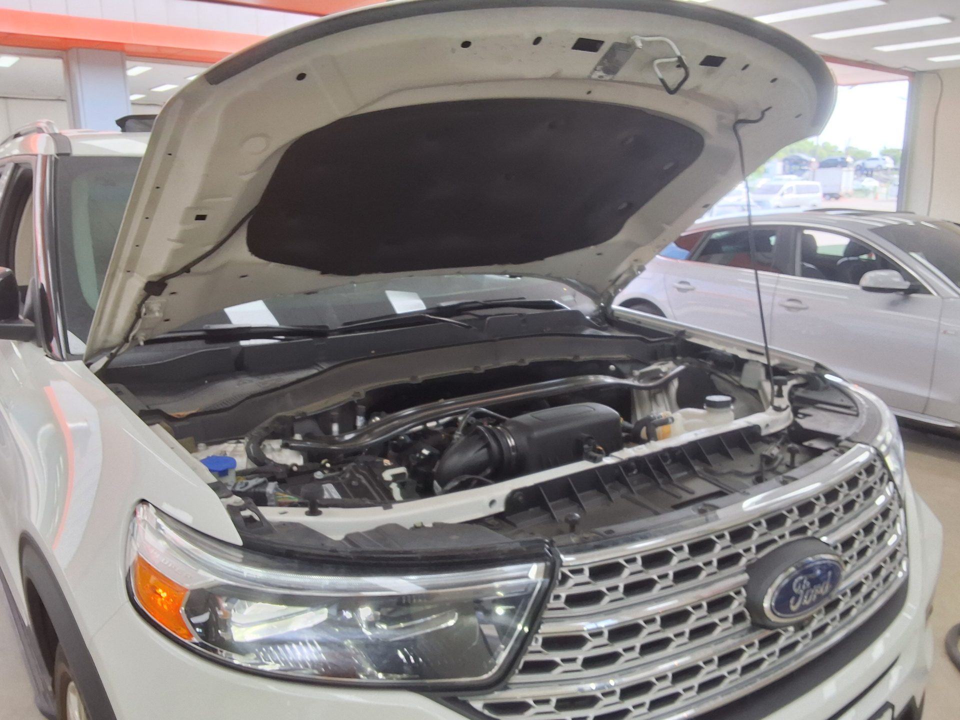 2023 - ford explorer
