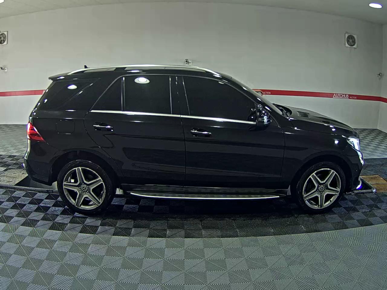 2017 - mercedes-benz gle350 d