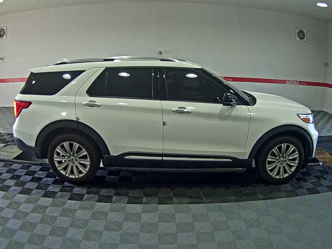 2023 - ford explorer