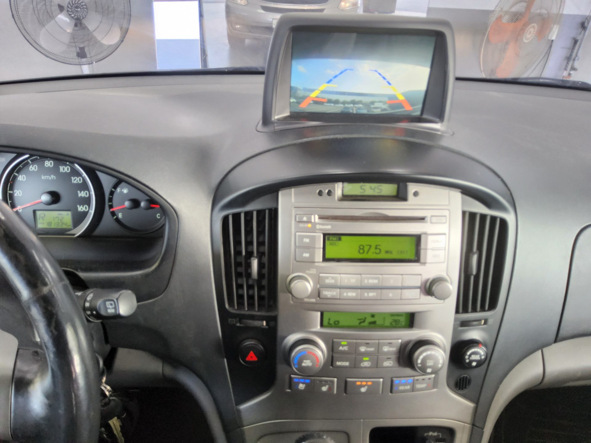 2016 - hyundai grand starex