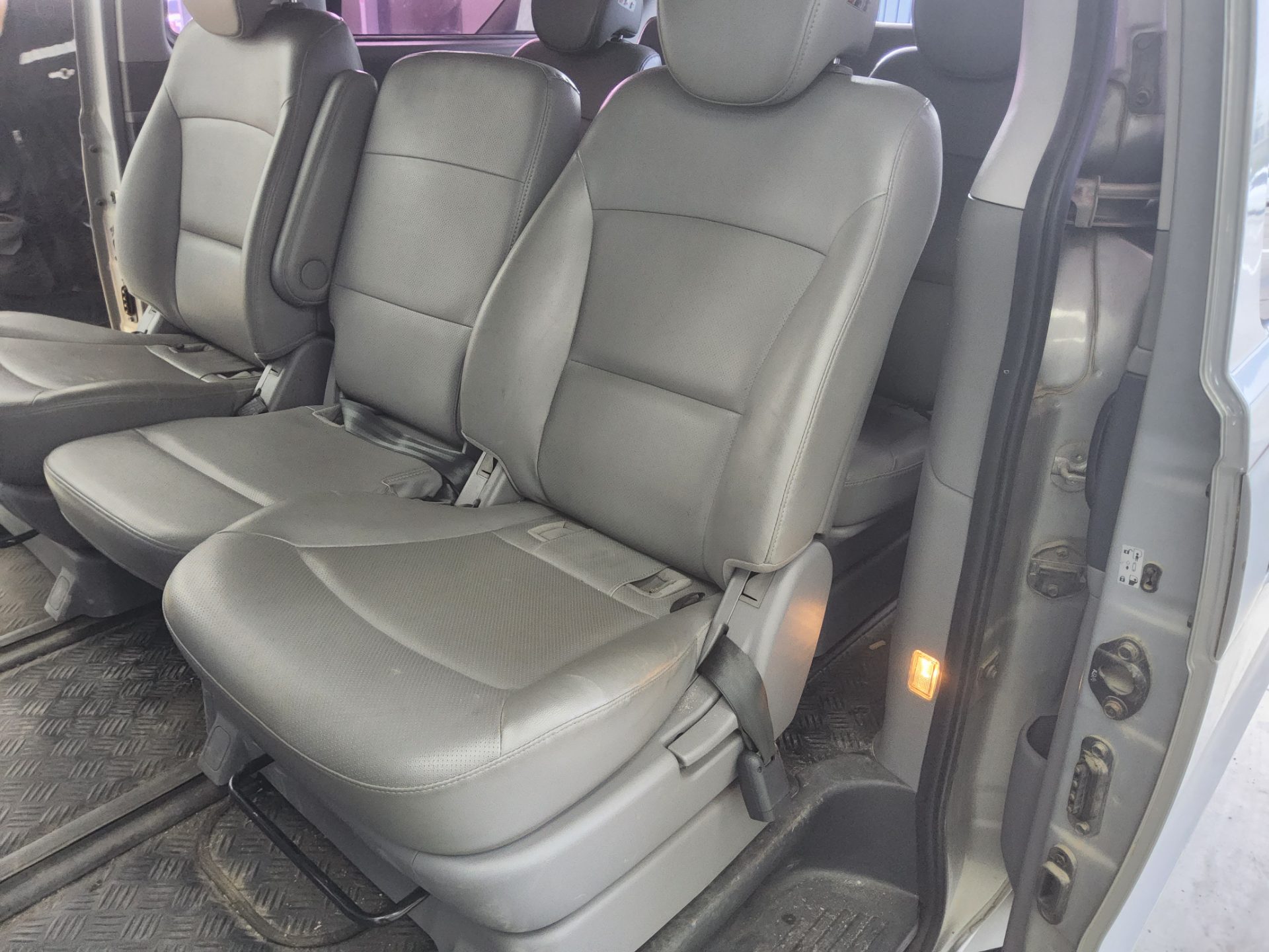 2016 - hyundai grand starex