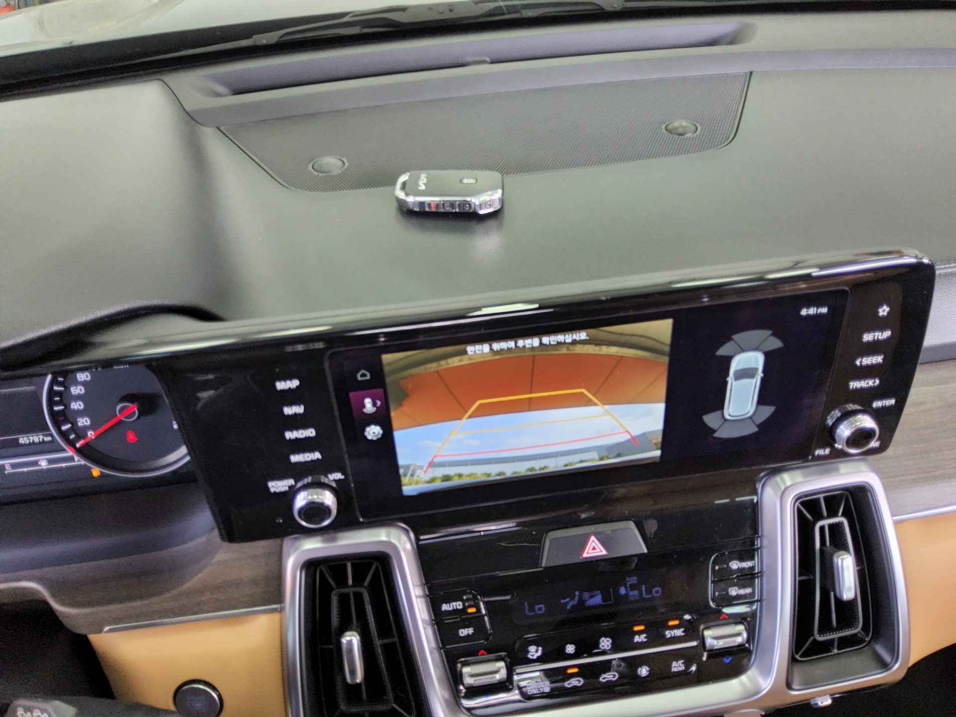 2023 - kia sorento