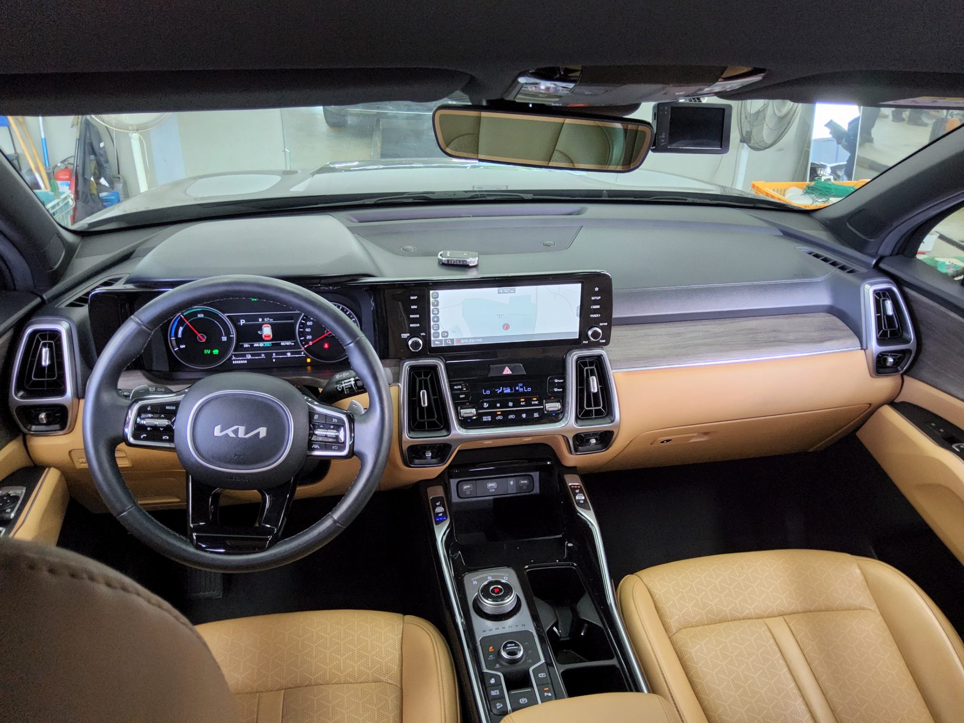 2023 - kia sorento