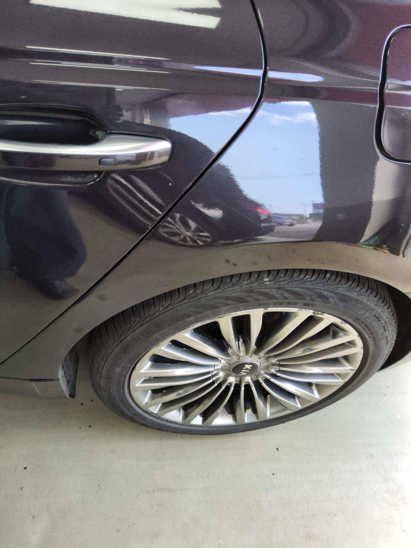 2019 - kia k9