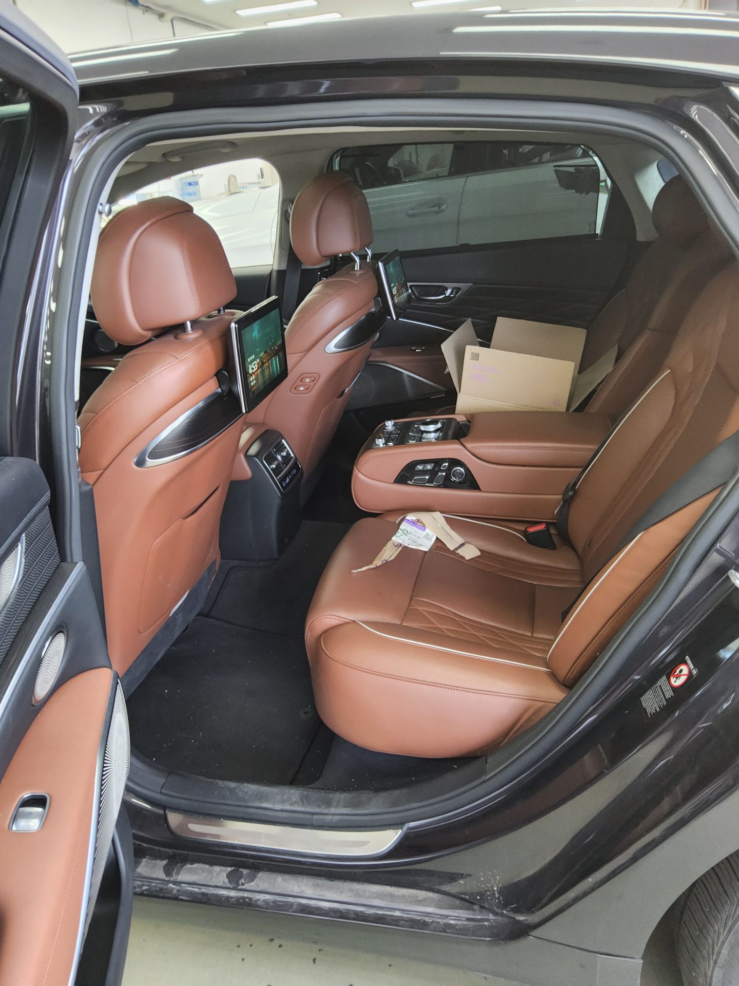 2019 - kia k9