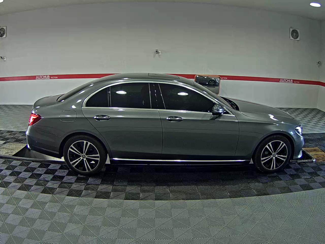 2020 - mercedes-benz e300