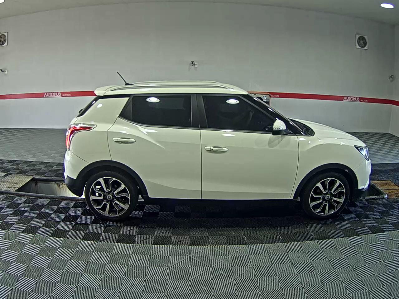2016 - ssangyong tivoli