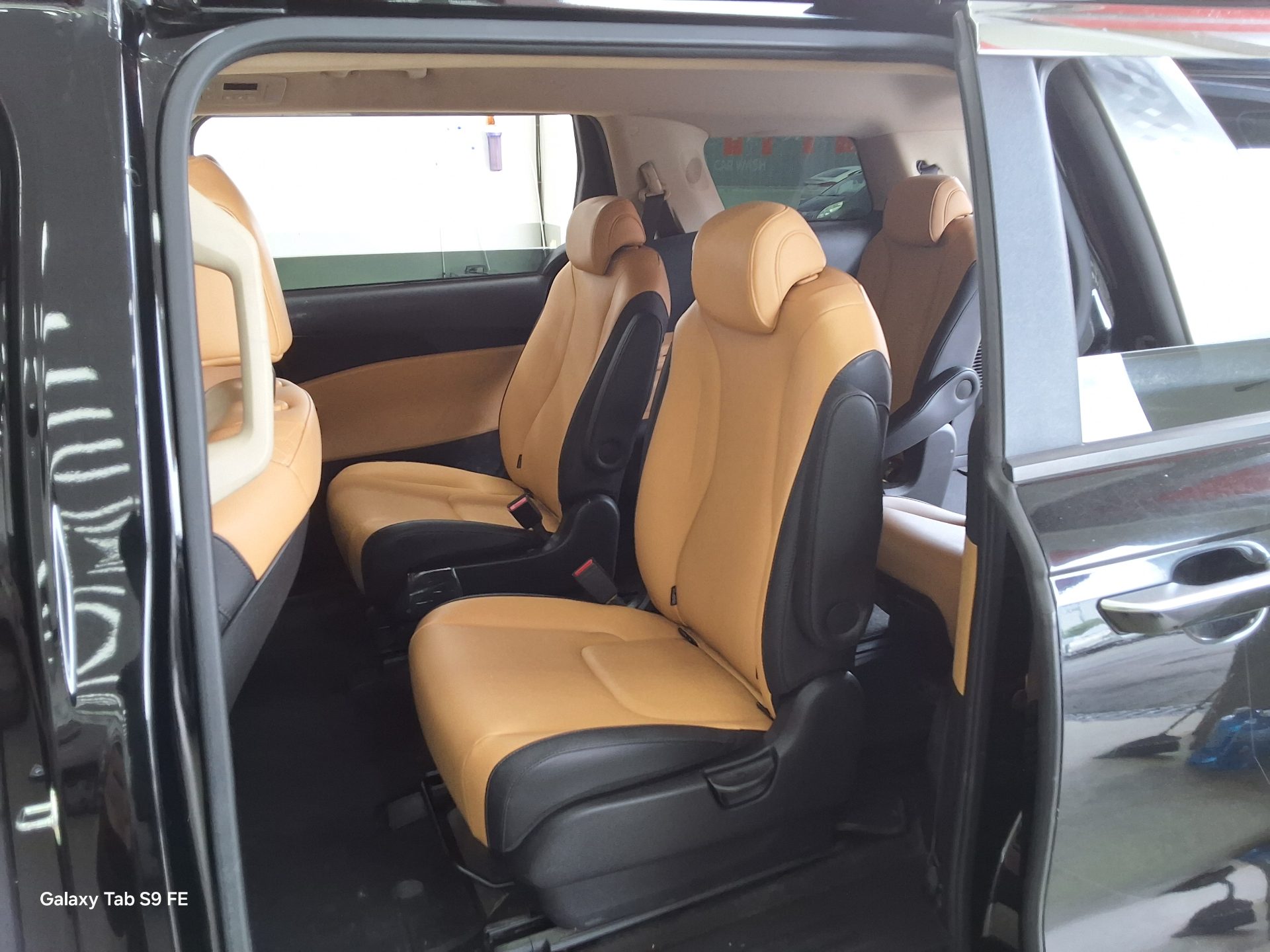 2021 - kia carnival