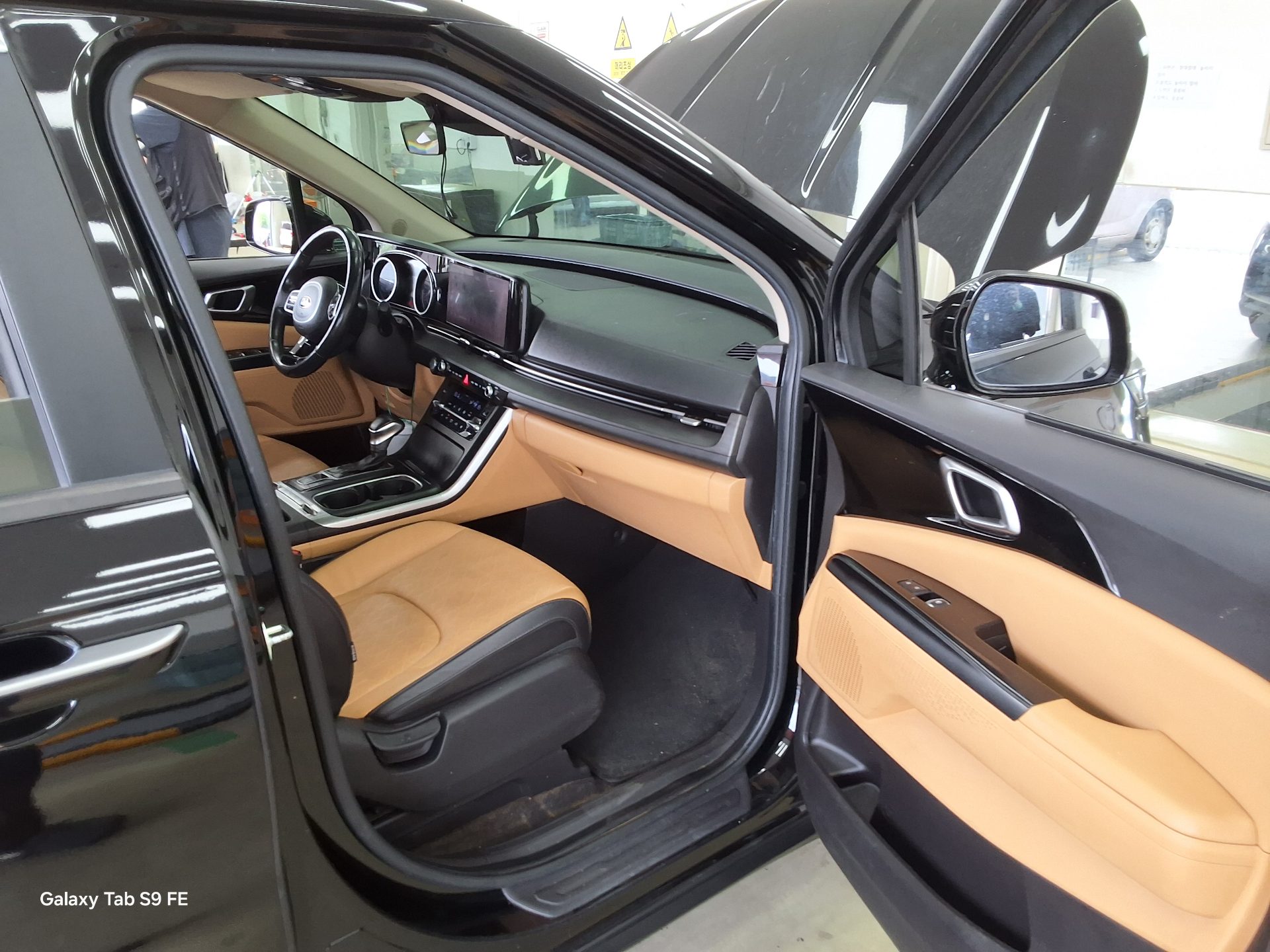 2021 - kia carnival