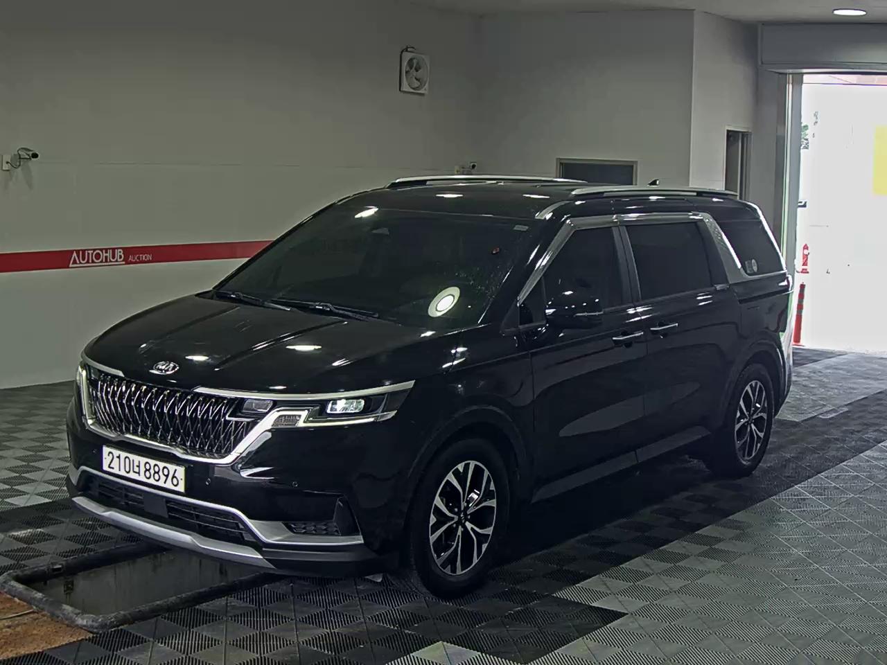 2021 - kia carnival