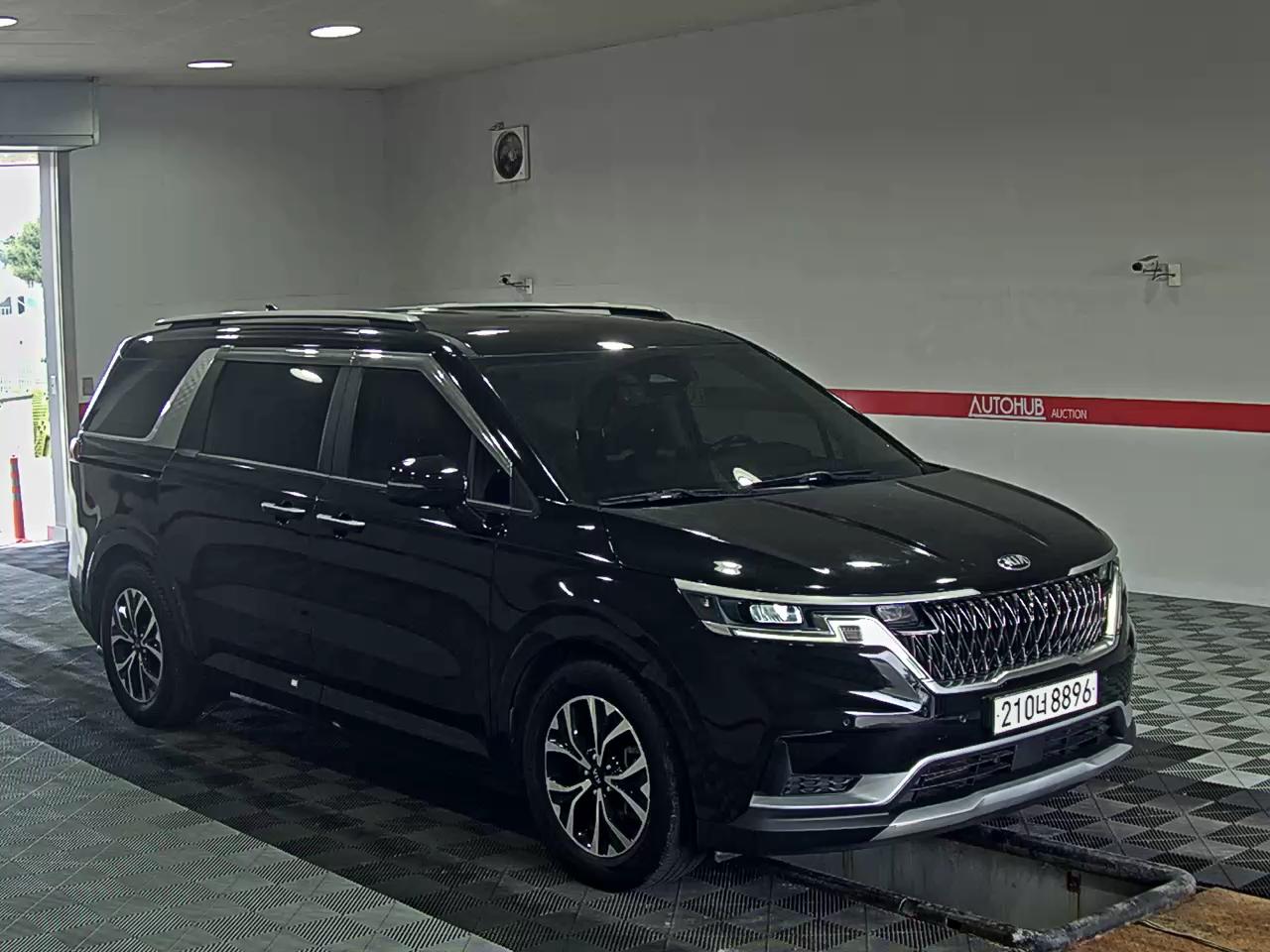 2021 - kia carnival