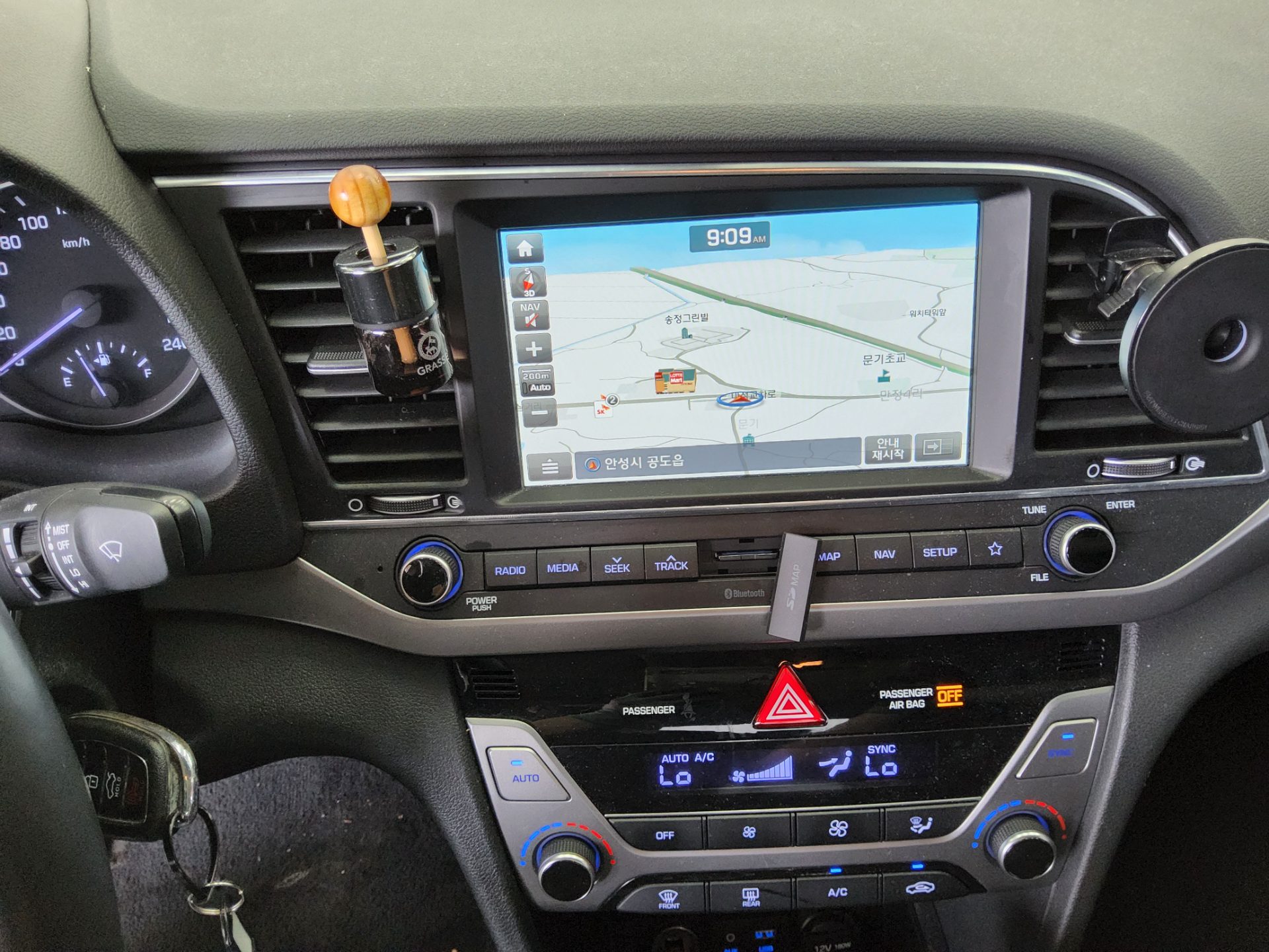 2018 - hyundai avante