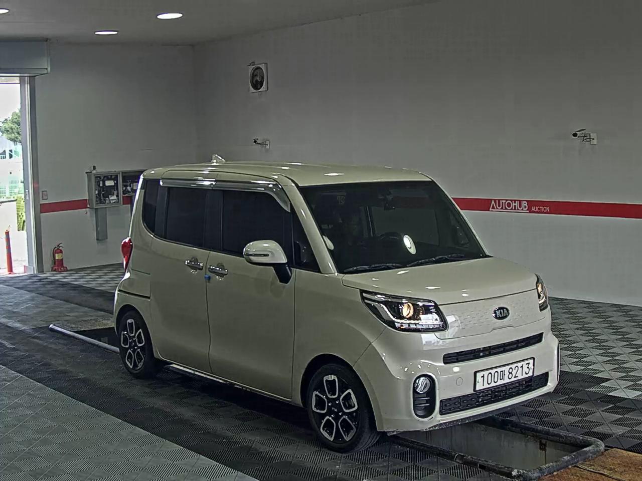 2021 - kia ray