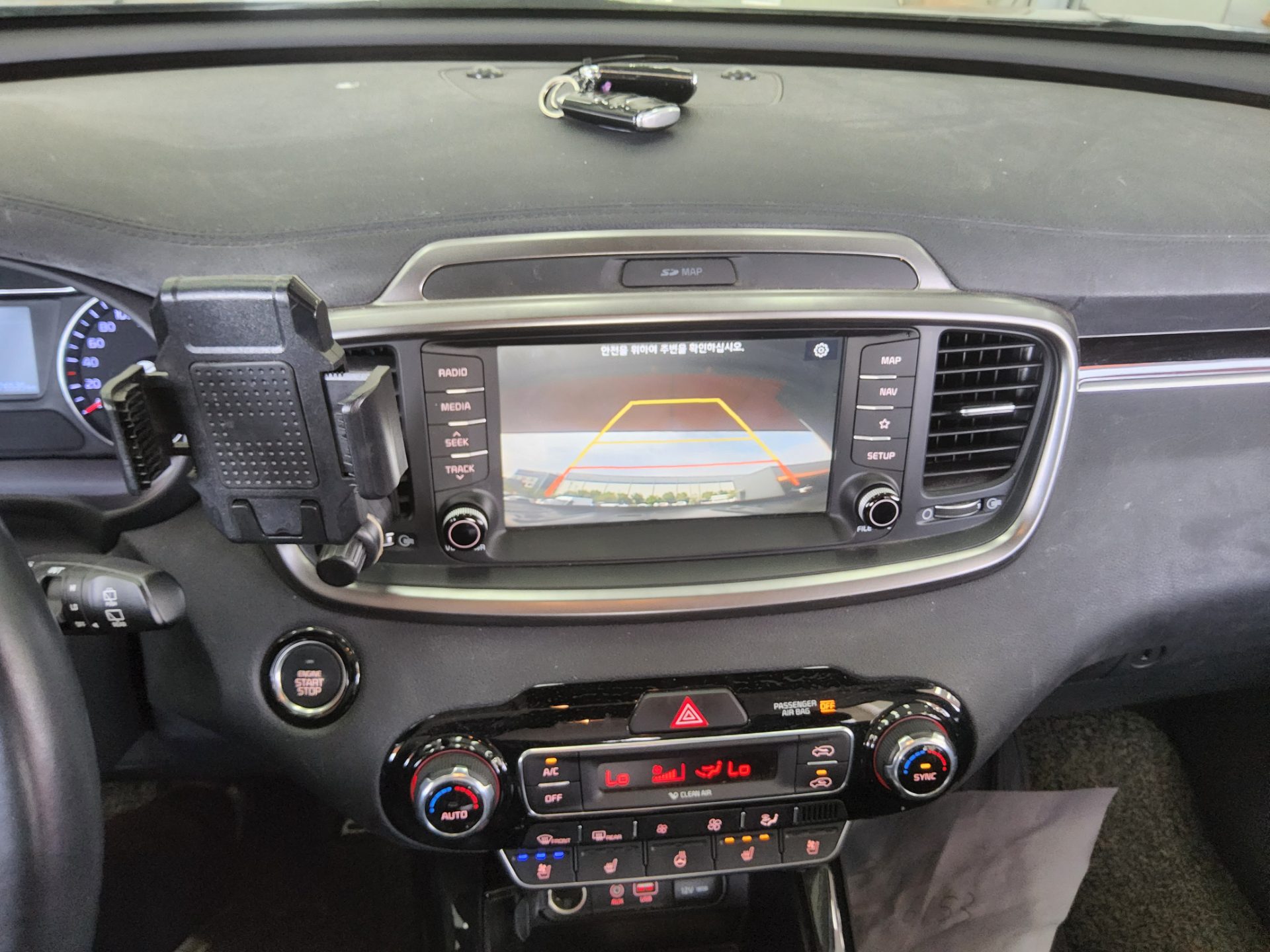 2019 - kia sorento