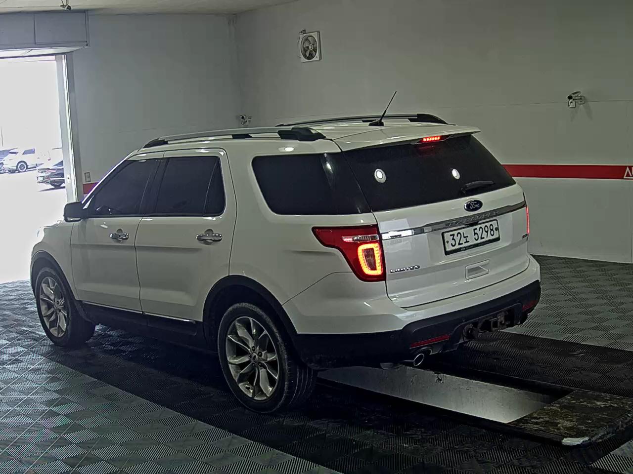 2015 - ford explorer