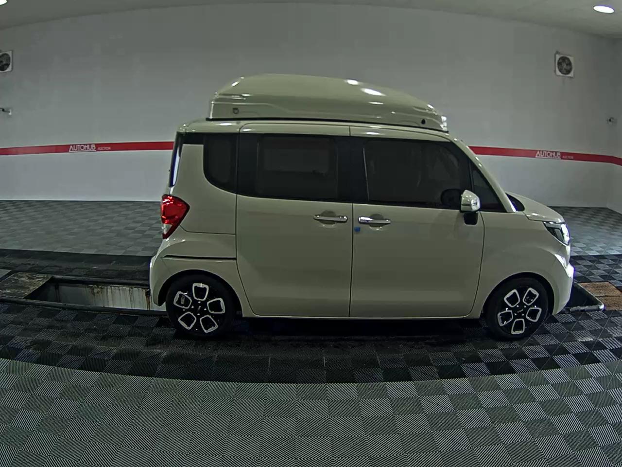 2022 - kia ray