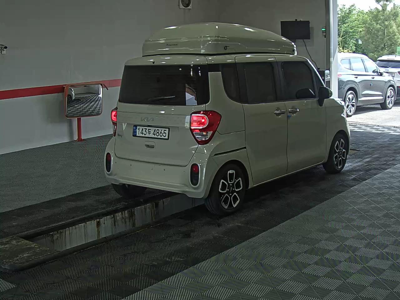 2022 - kia ray