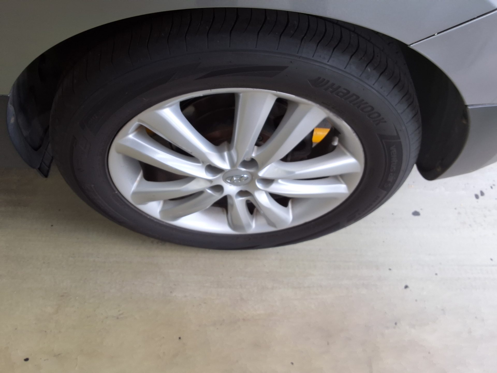 2010 - hyundai tucson