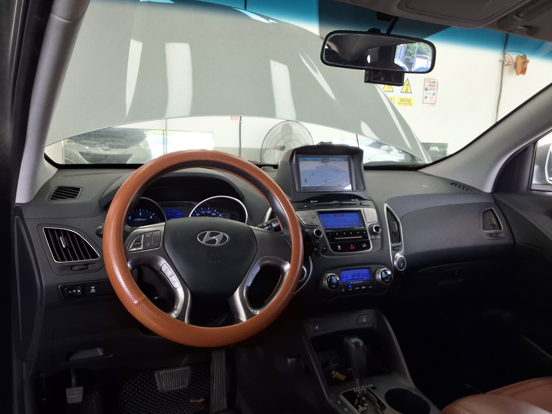 2010 - hyundai tucson