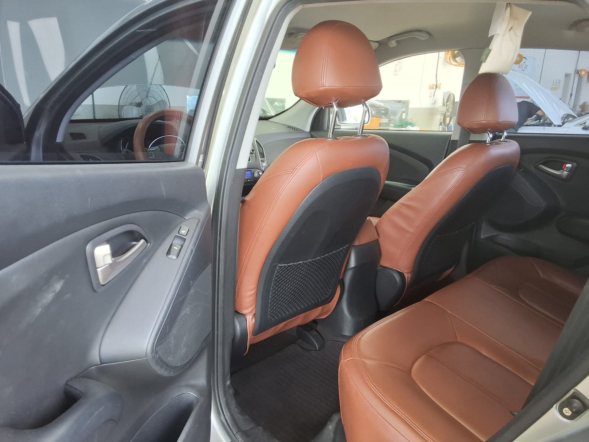 2010 - hyundai tucson
