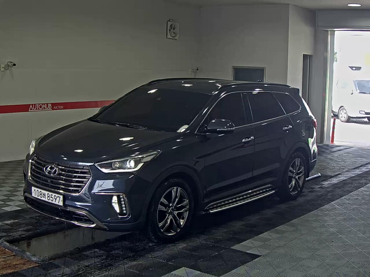 HYUNDAI MAXCRUZ FINEST EDITION