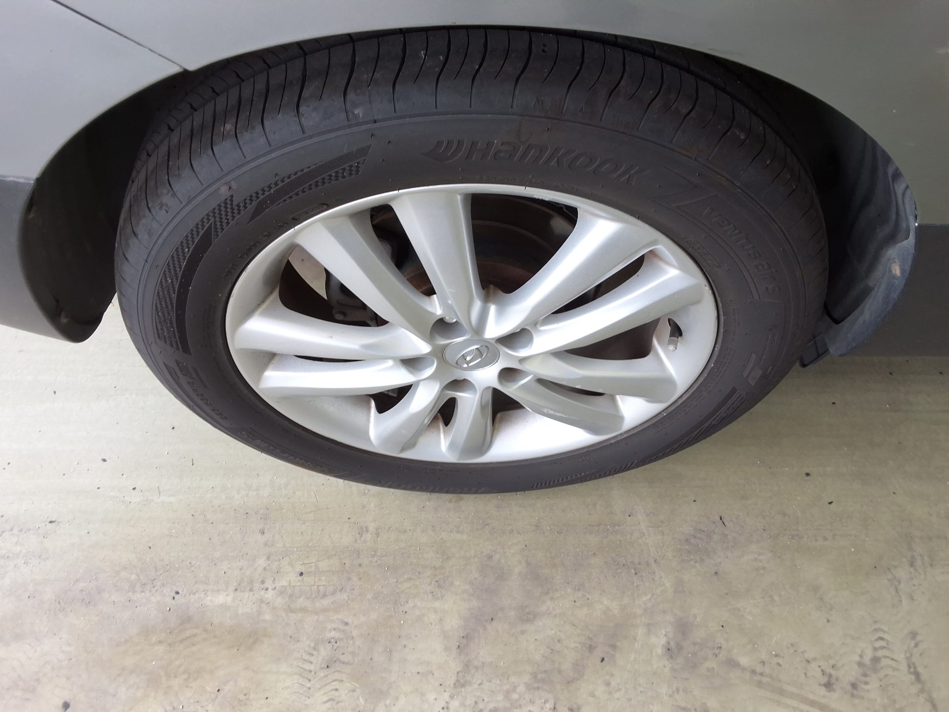 2010 - hyundai tucson