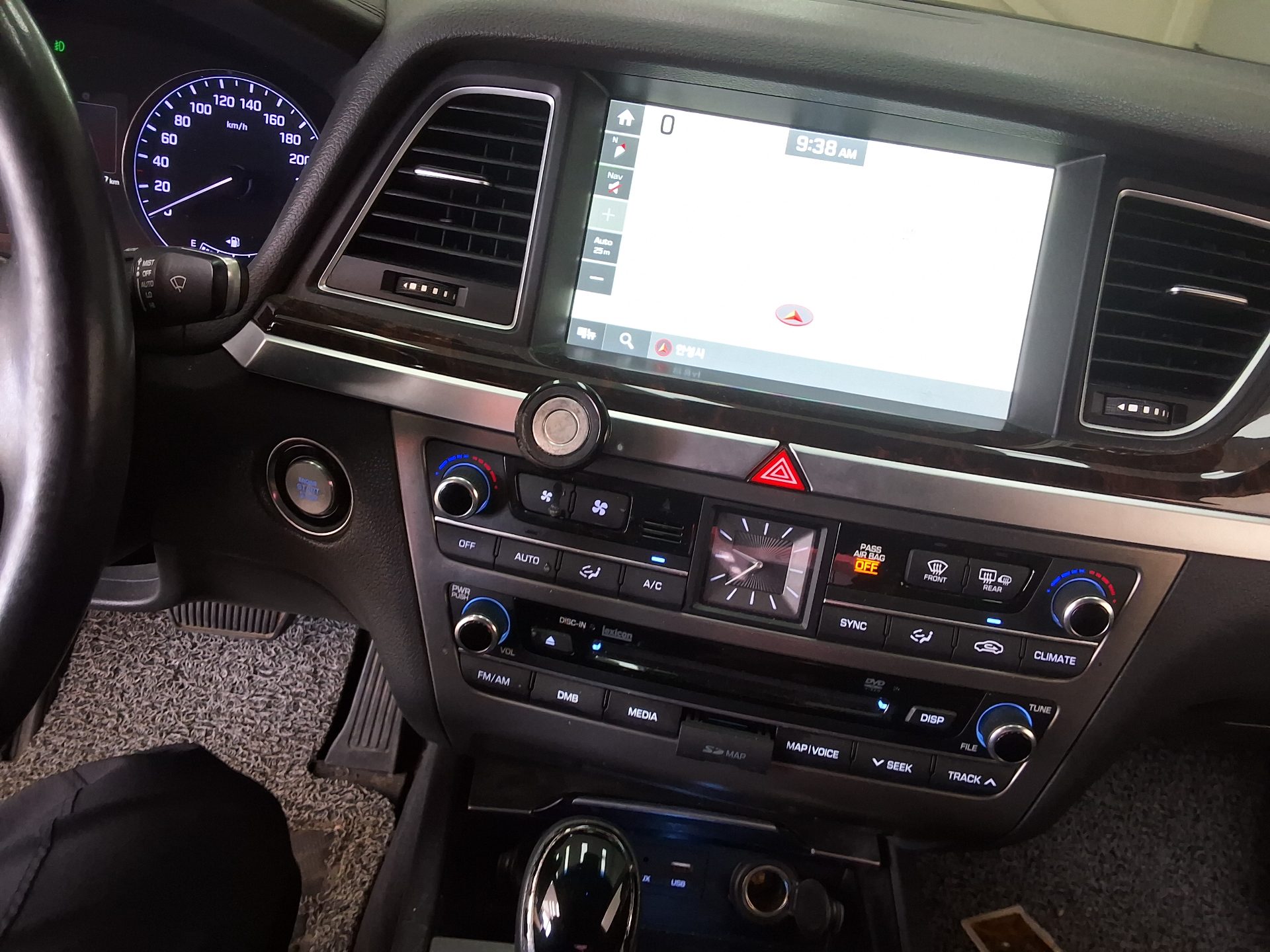 2016 - hyundai g330