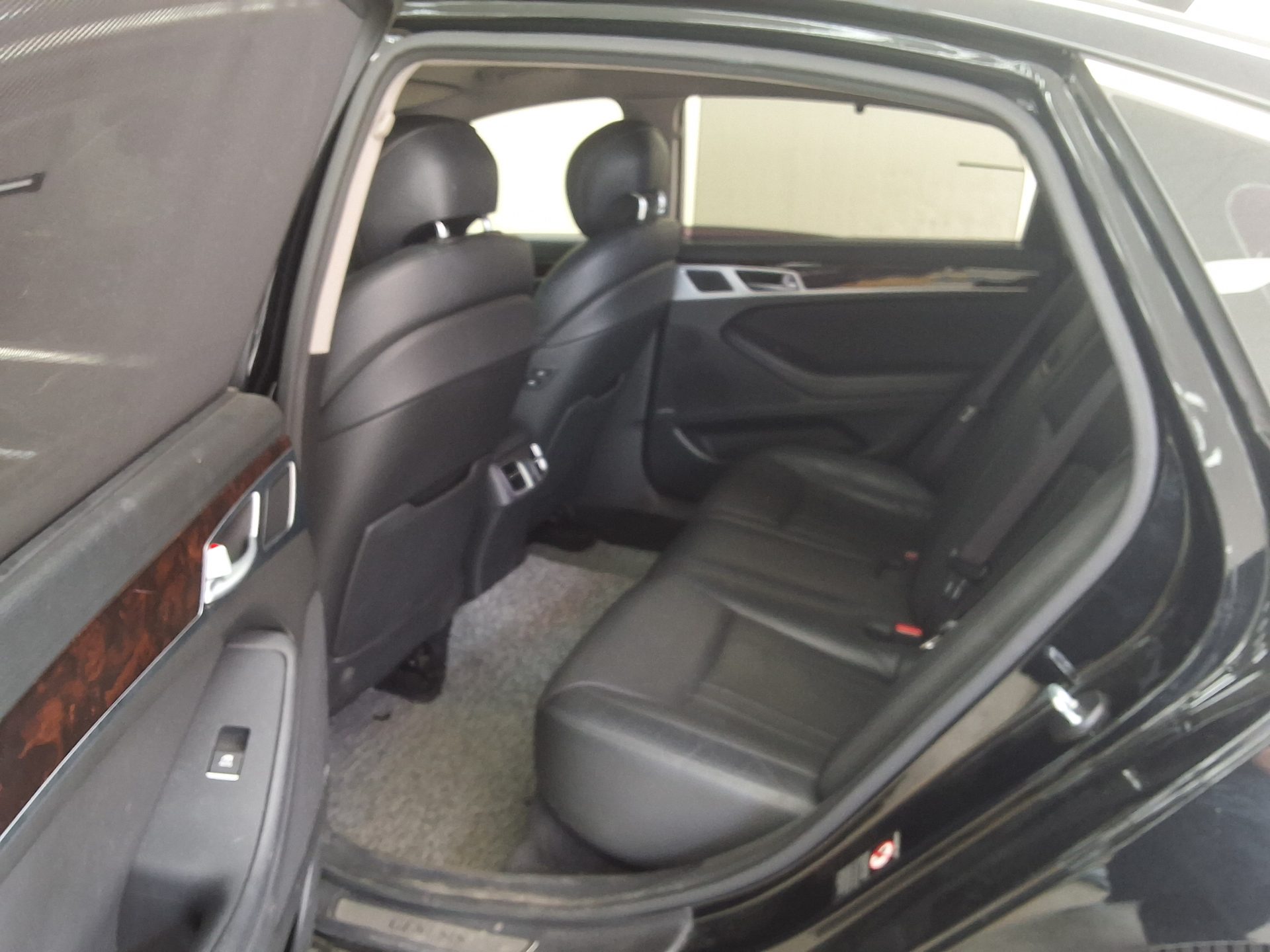 2016 - hyundai g330