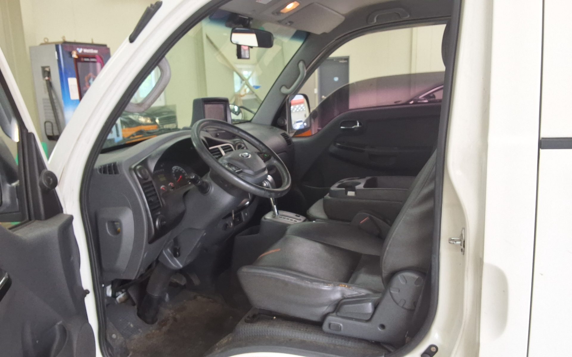 2016 - kia bongo