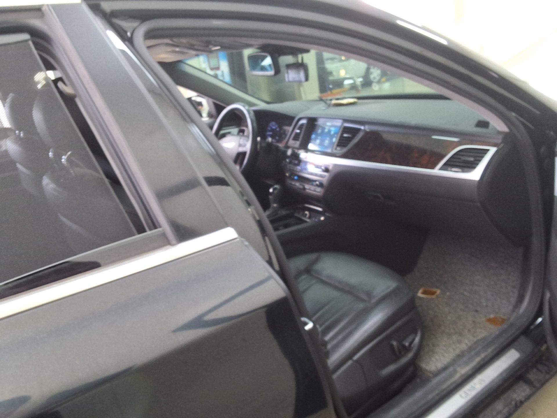 2016 - hyundai g330