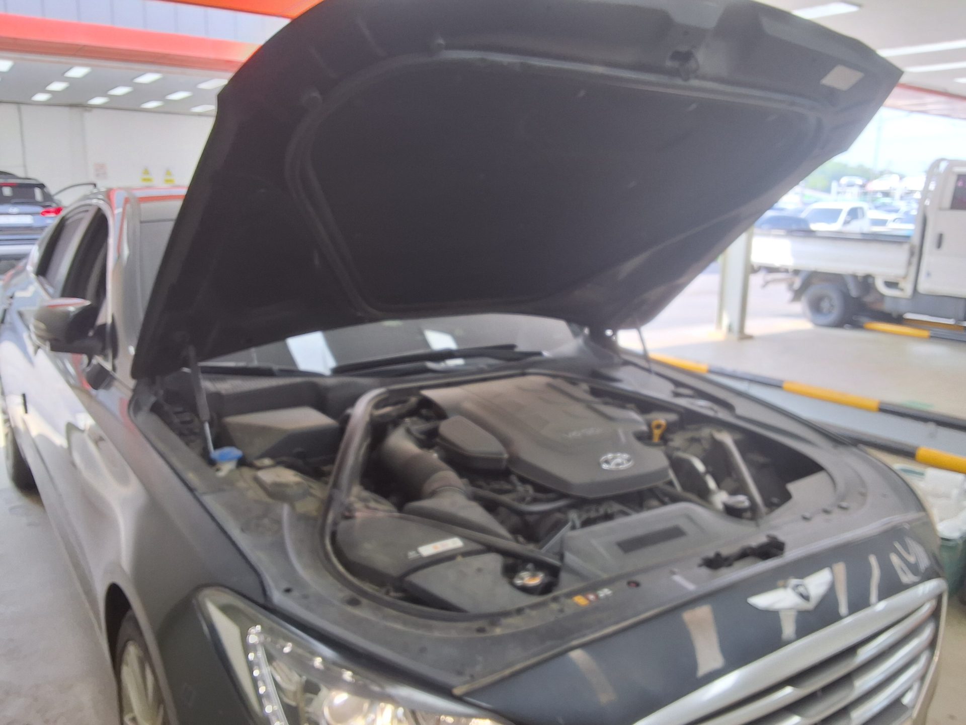 2016 - hyundai g330