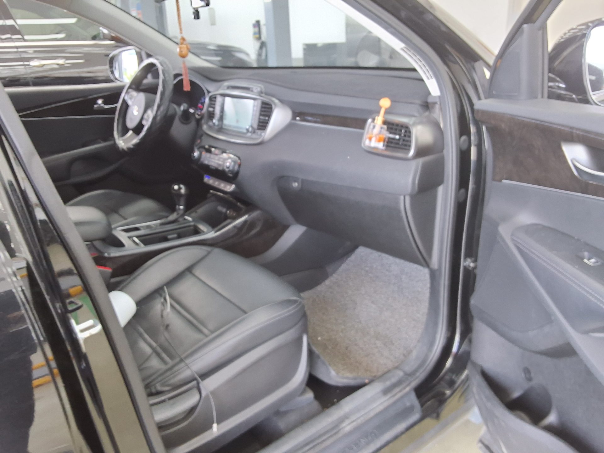 2017 - kia sorento