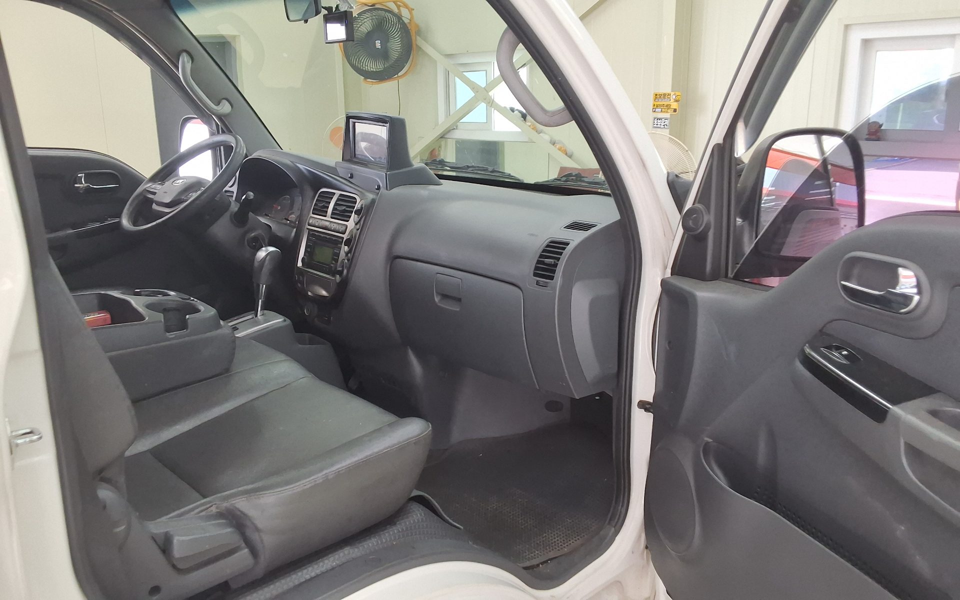 2016 - kia bongo