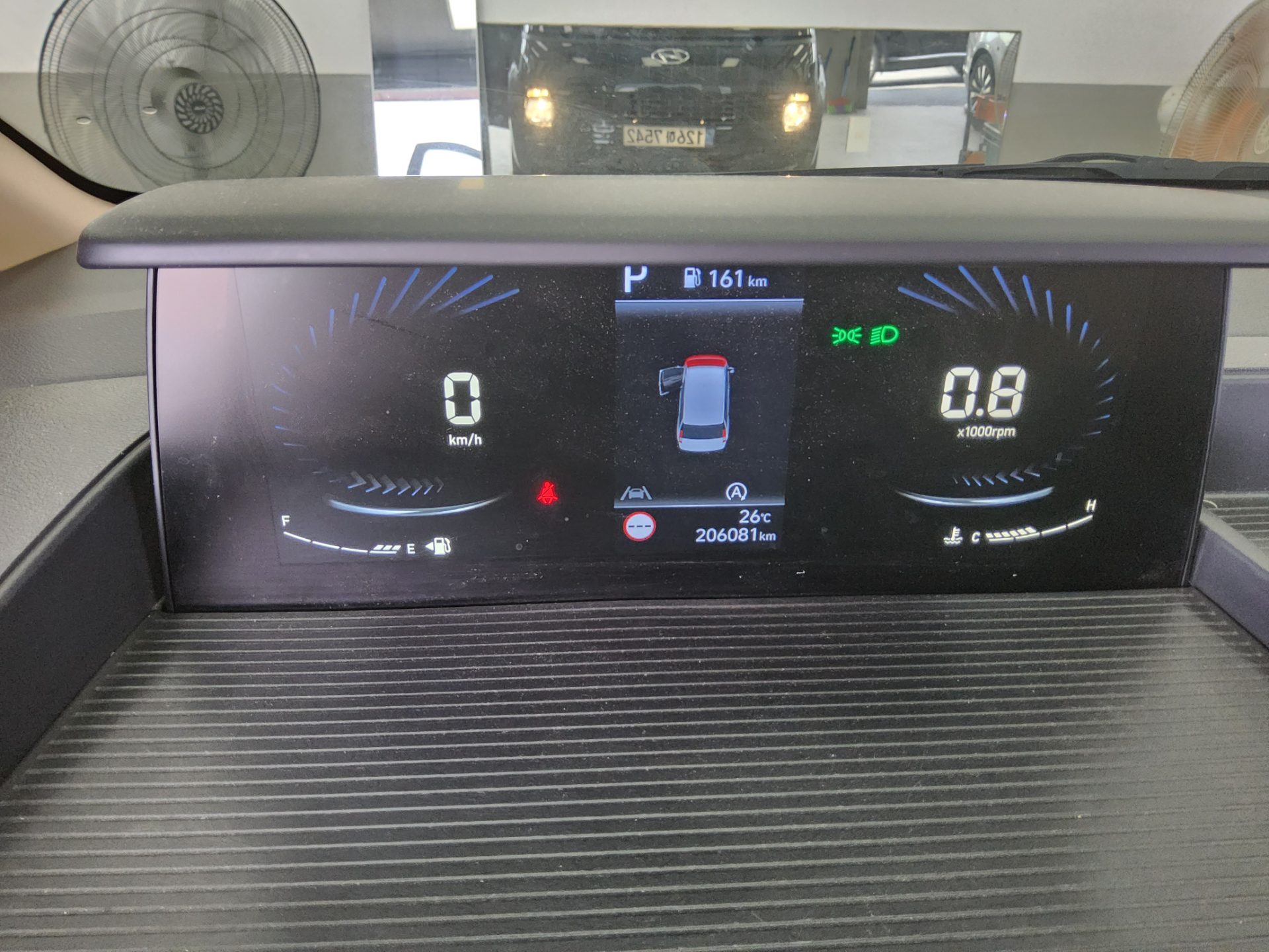 2022 - hyundai staria