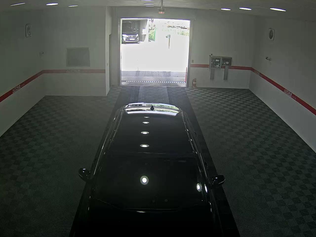 2016 - hyundai g330