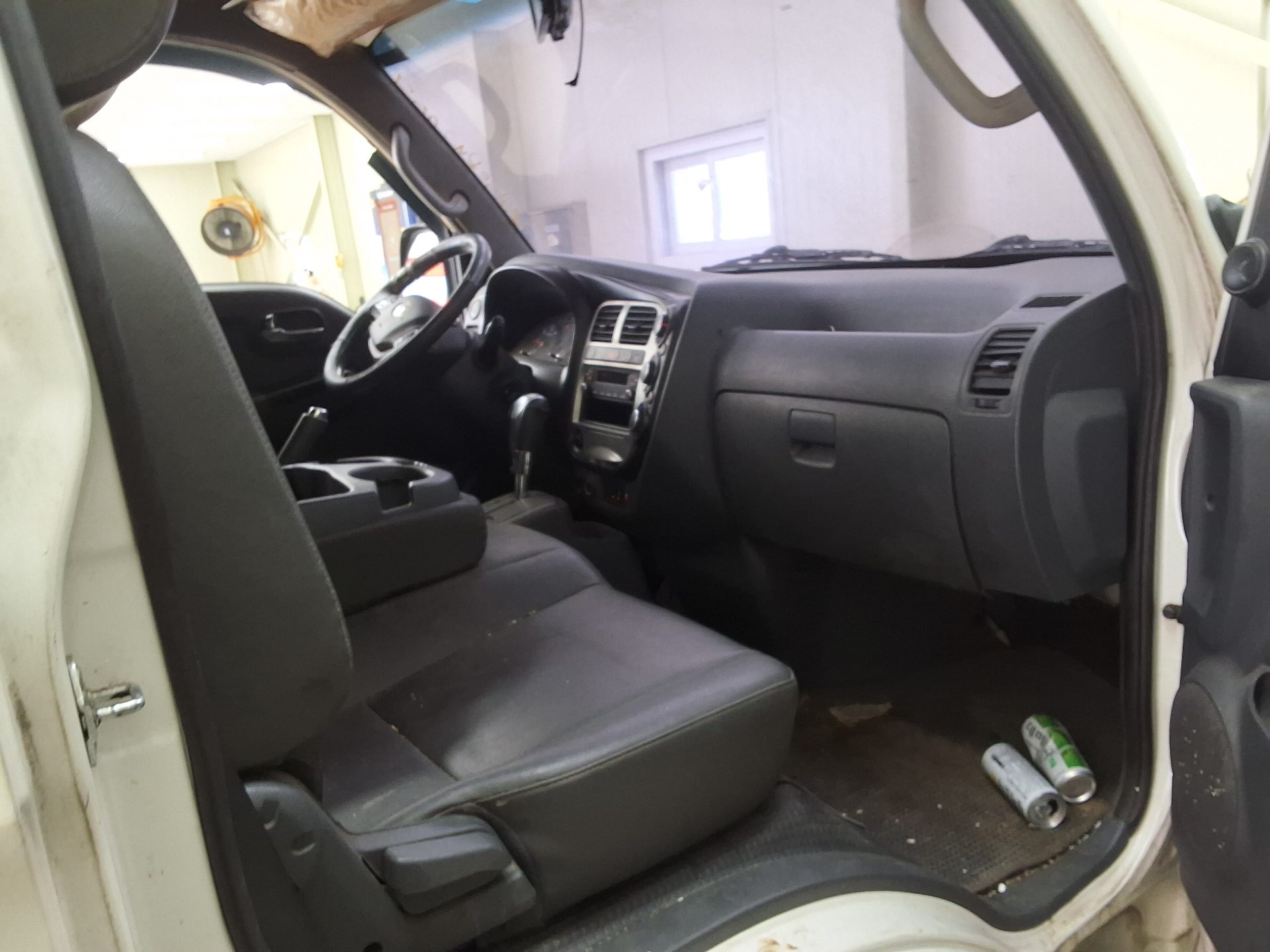 2017 - kia bongo