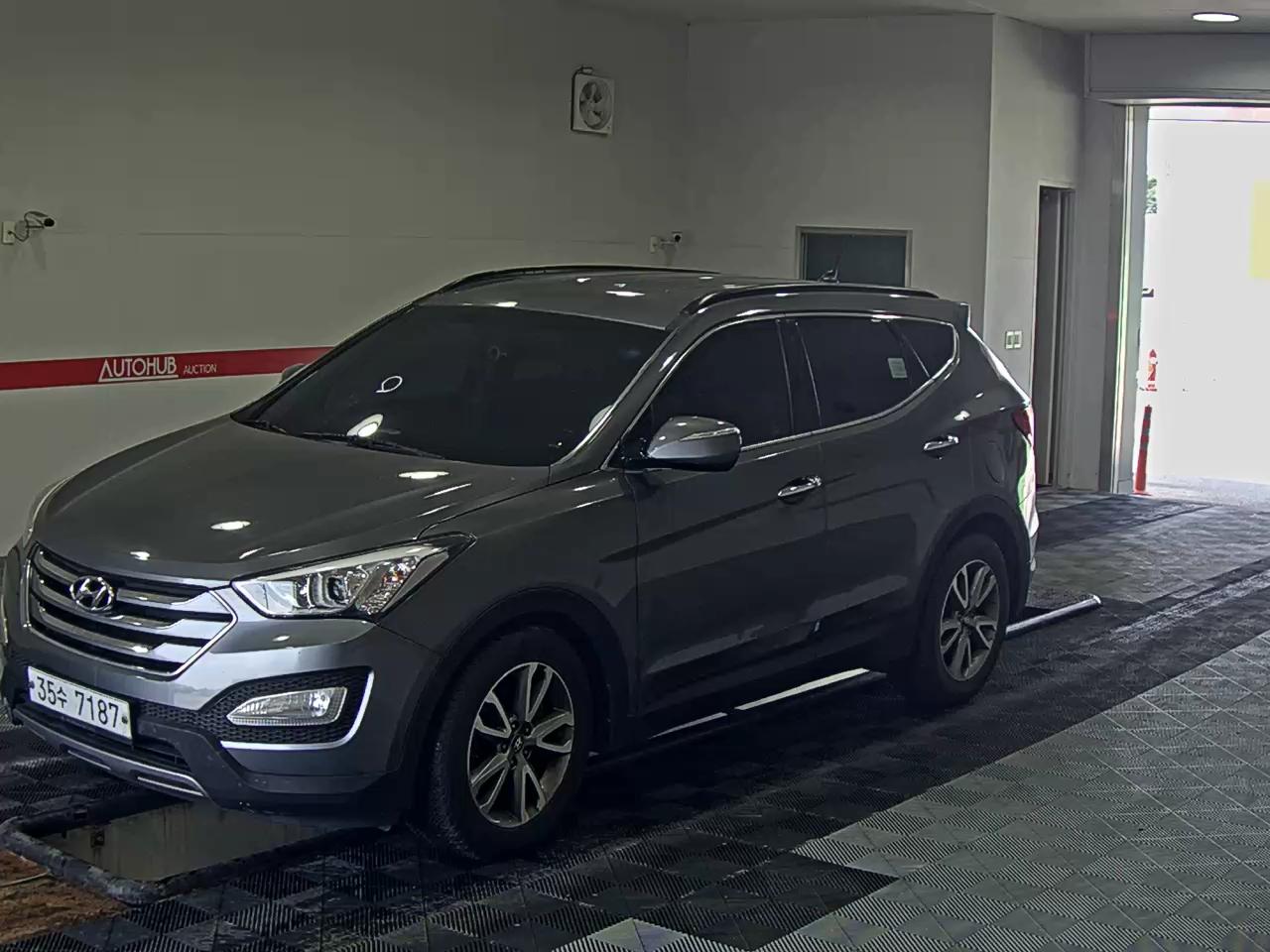 HYUNDAI SANTA FE (DM)