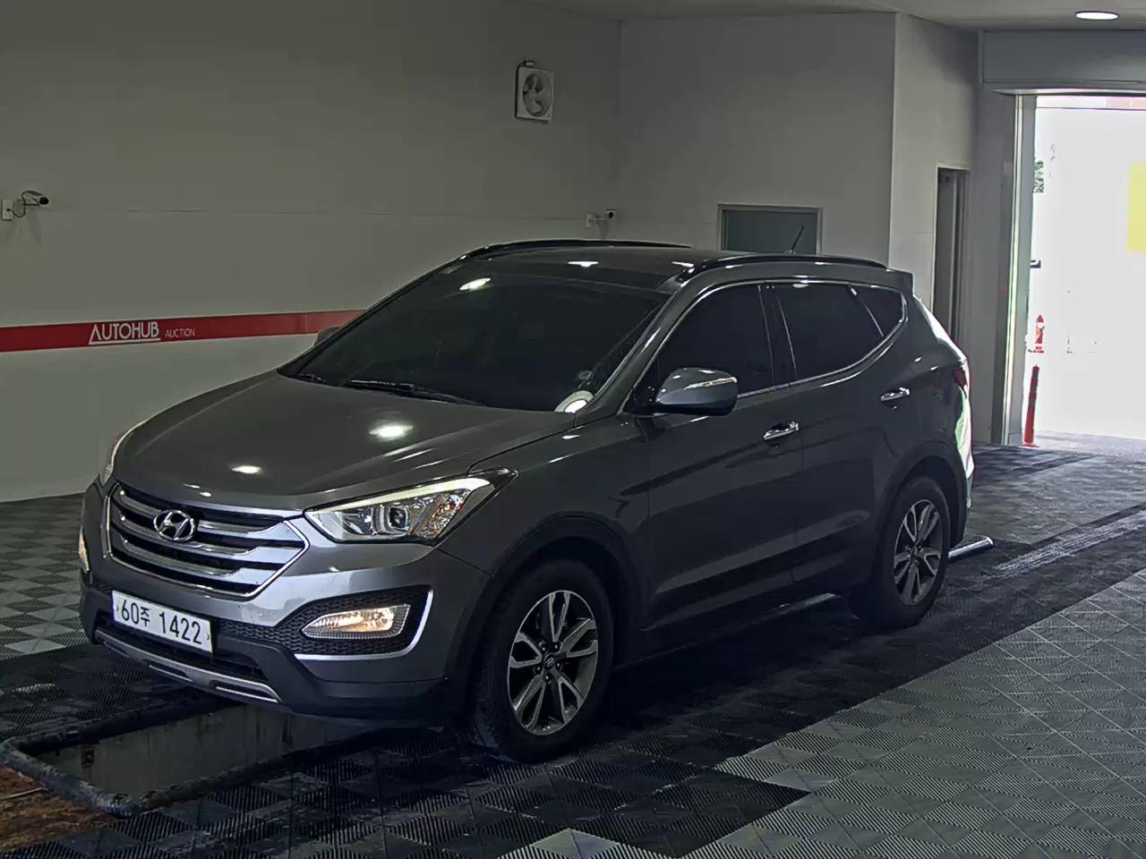 HYUNDAI SANTA FE (DM)
