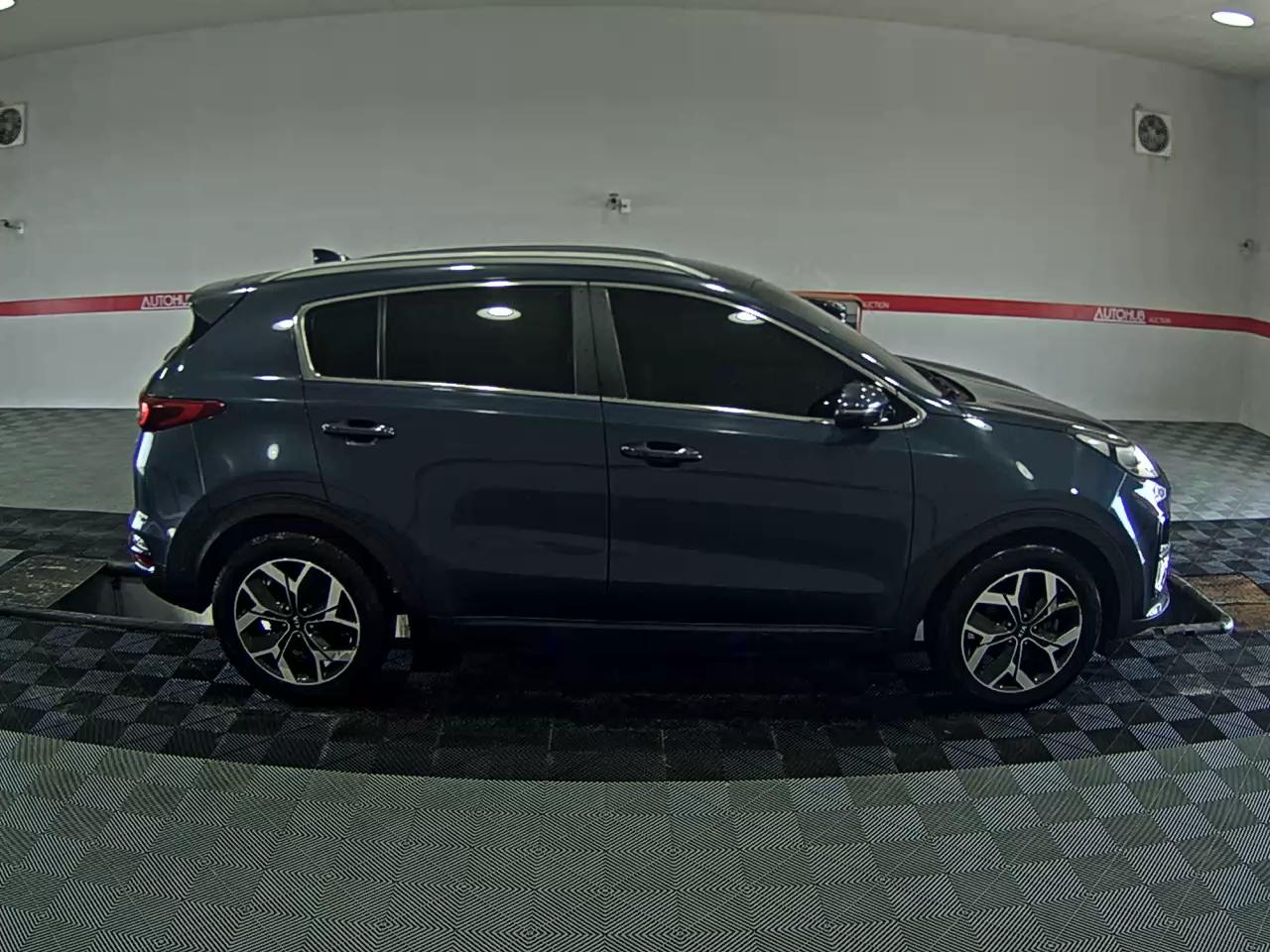 2020 - kia sportage