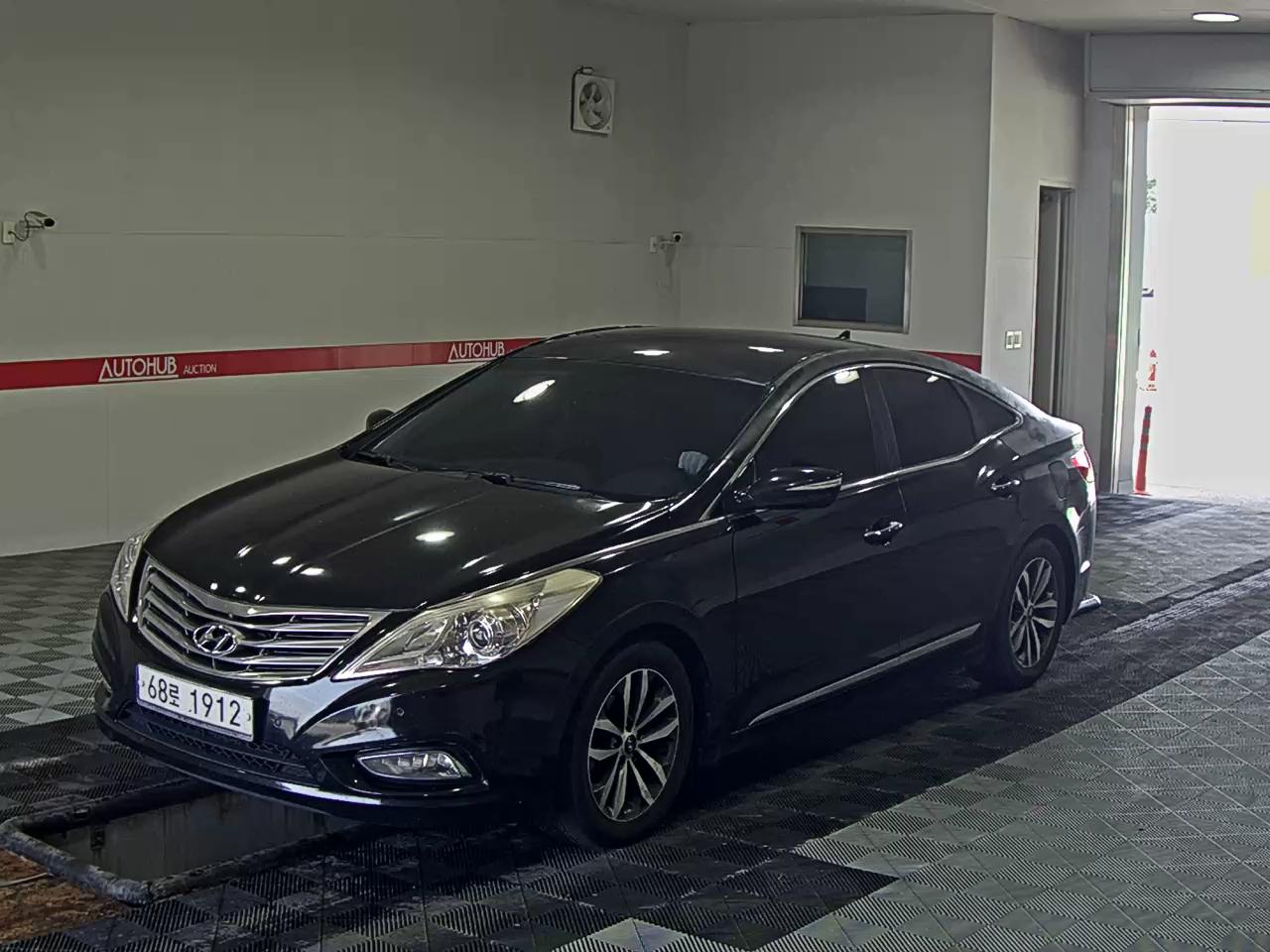 HYUNDAI GRANDEUR HG HG 240