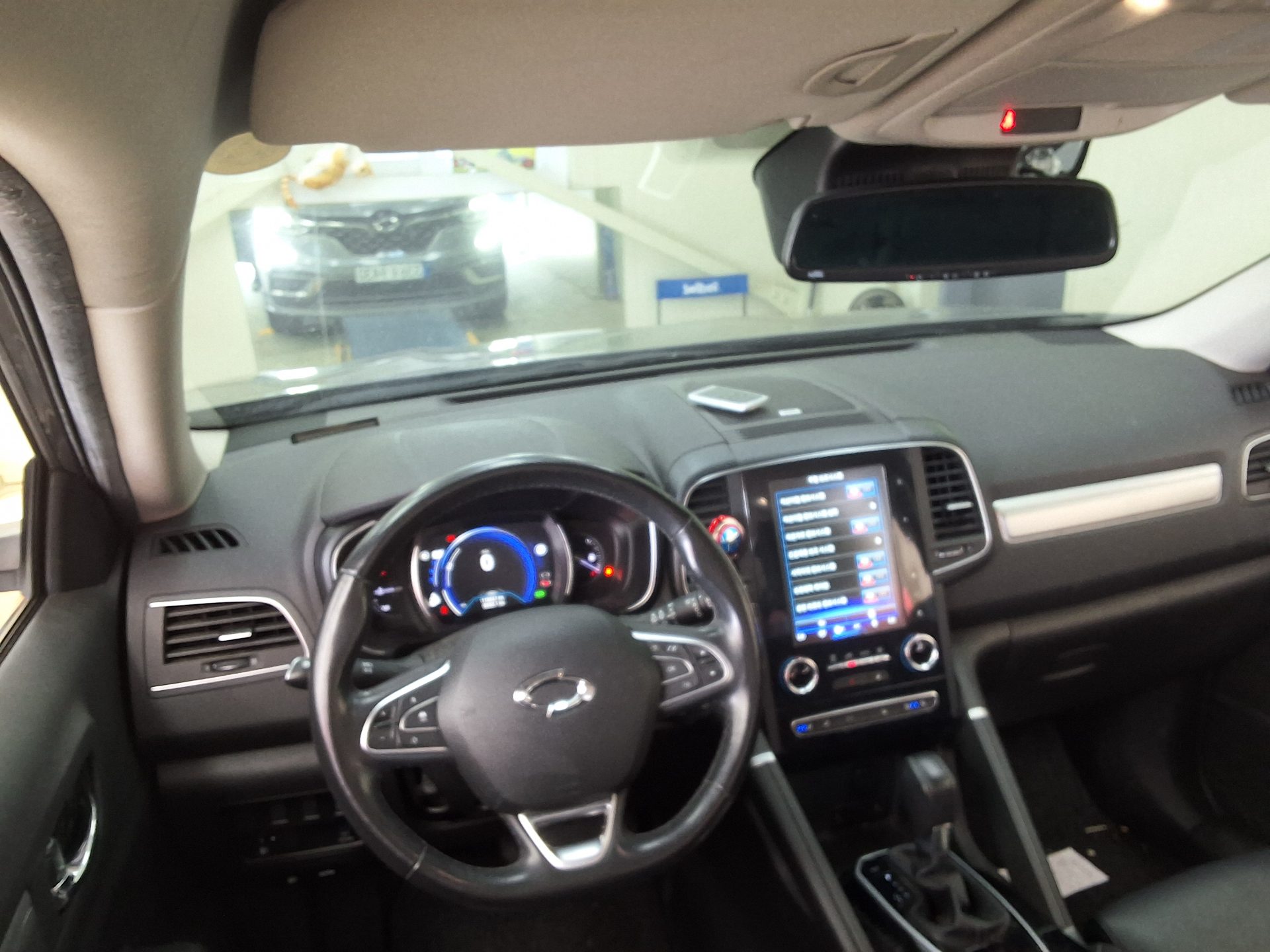 2021 - renault qm6