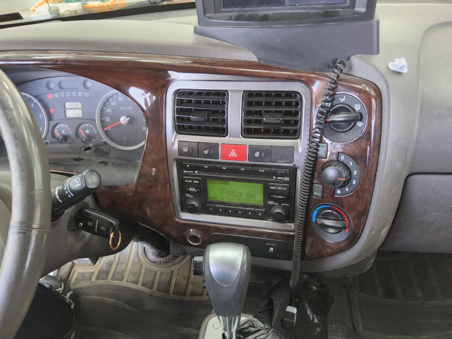 2016 - hyundai porter