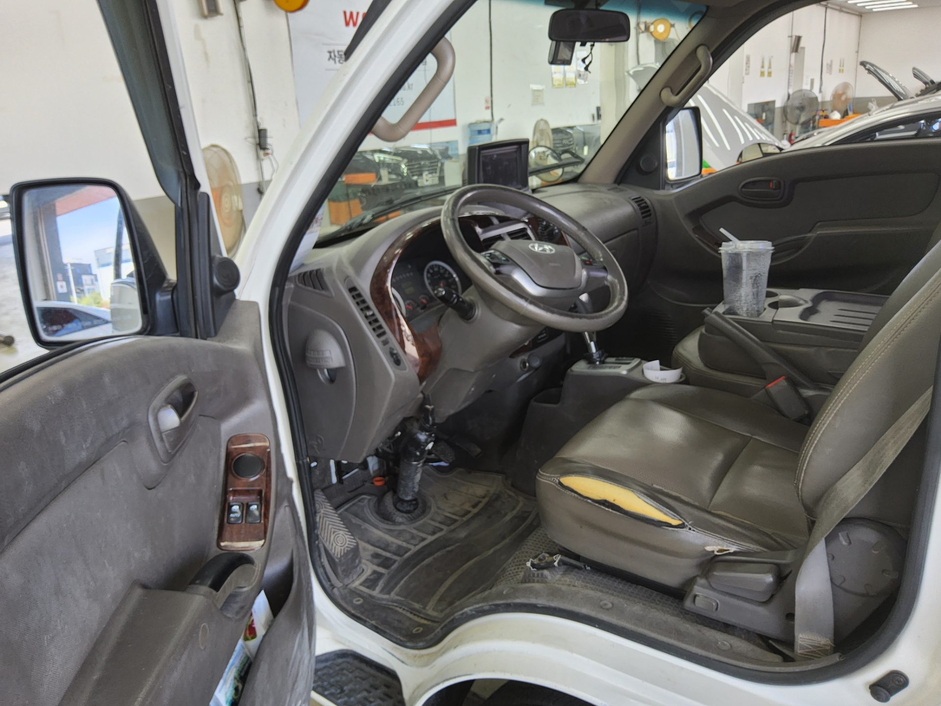2016 - hyundai porter