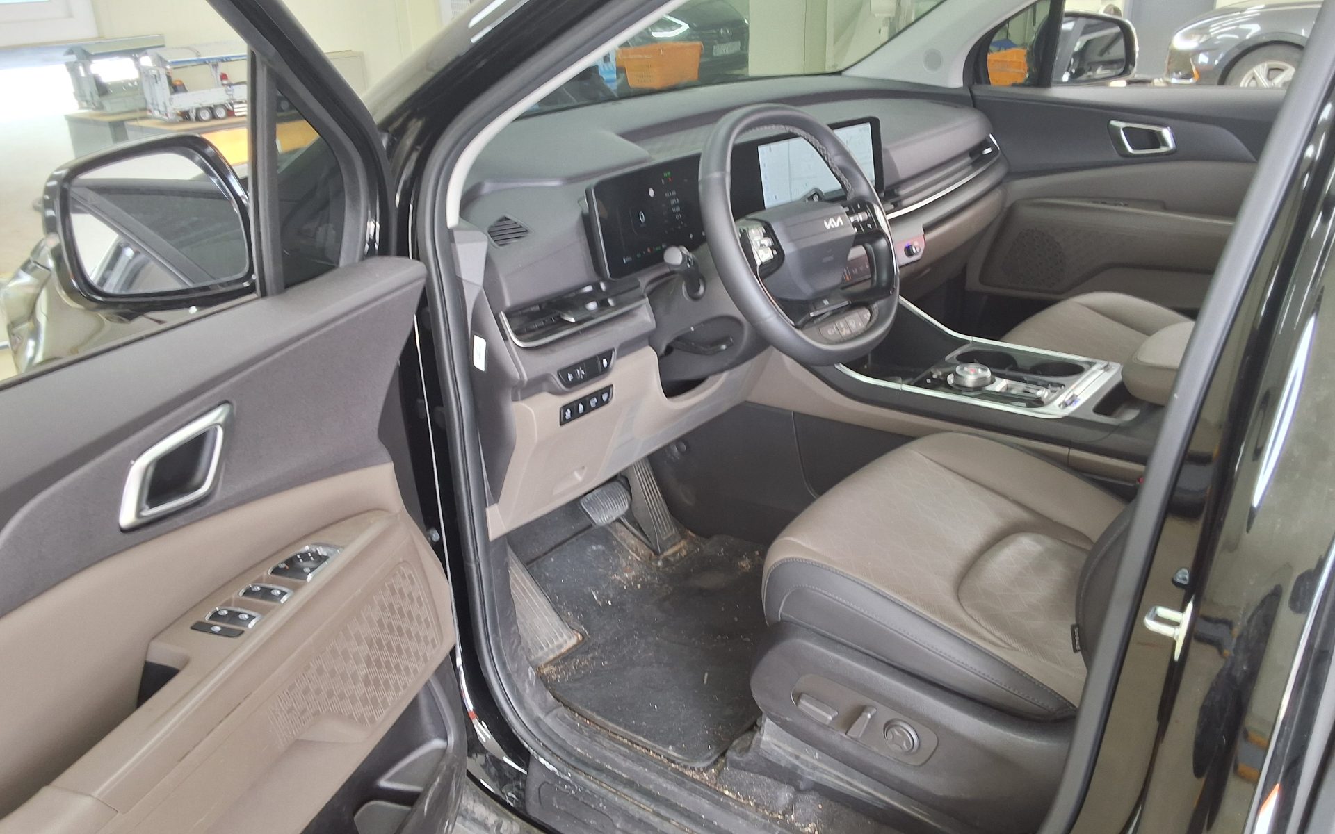 2025 - kia carnival