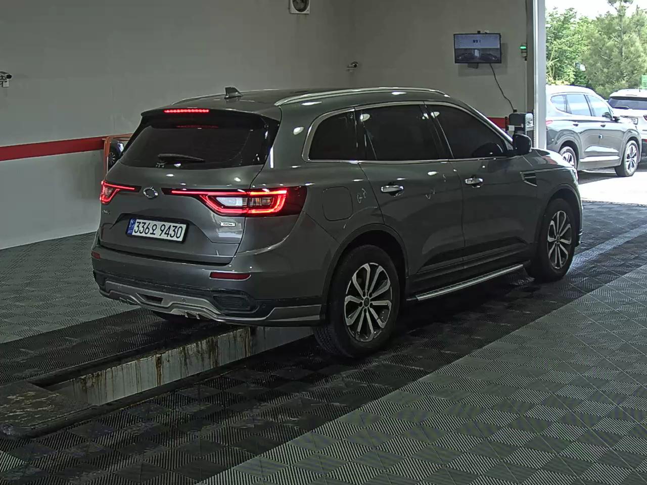 2021 - renault qm6