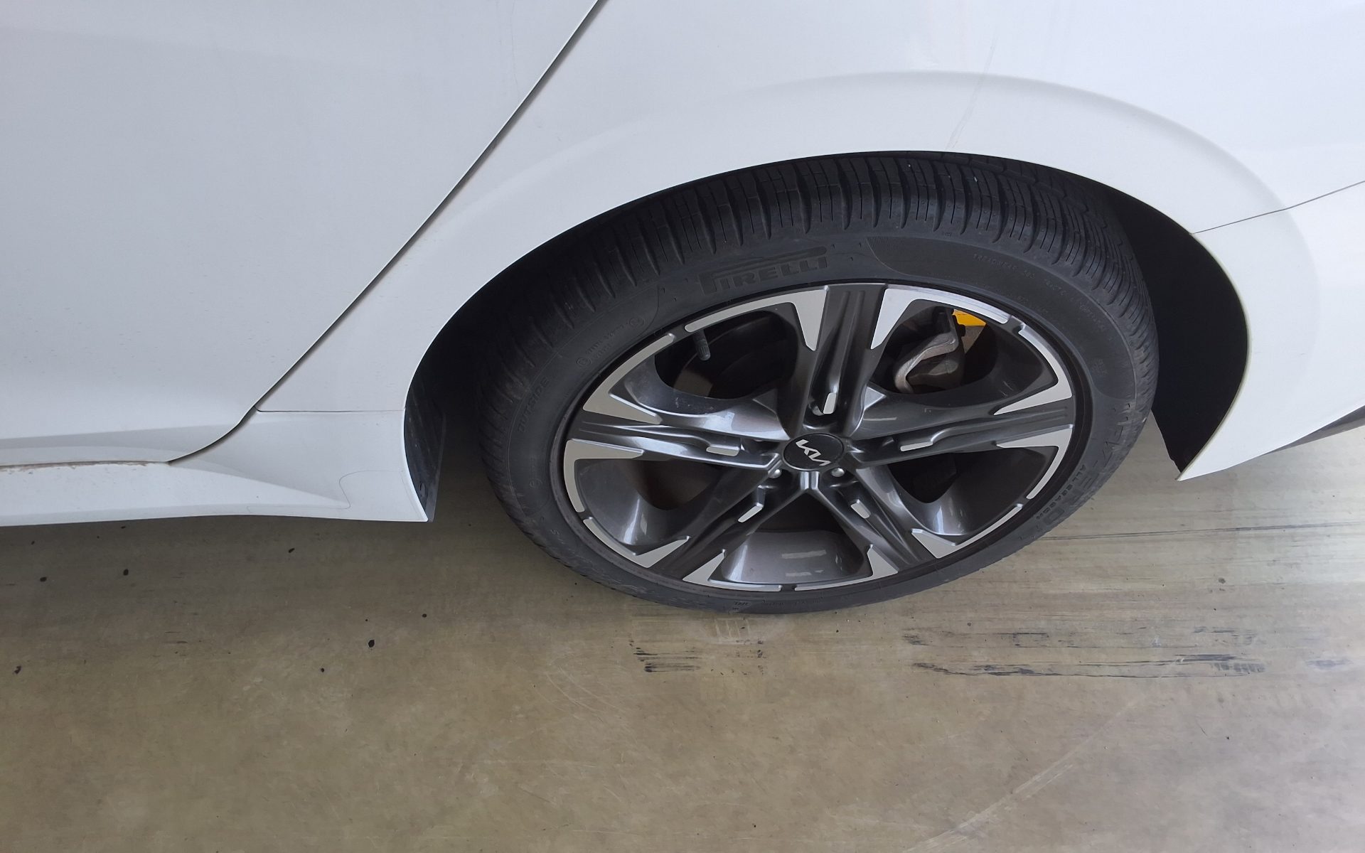 2022 - kia k5