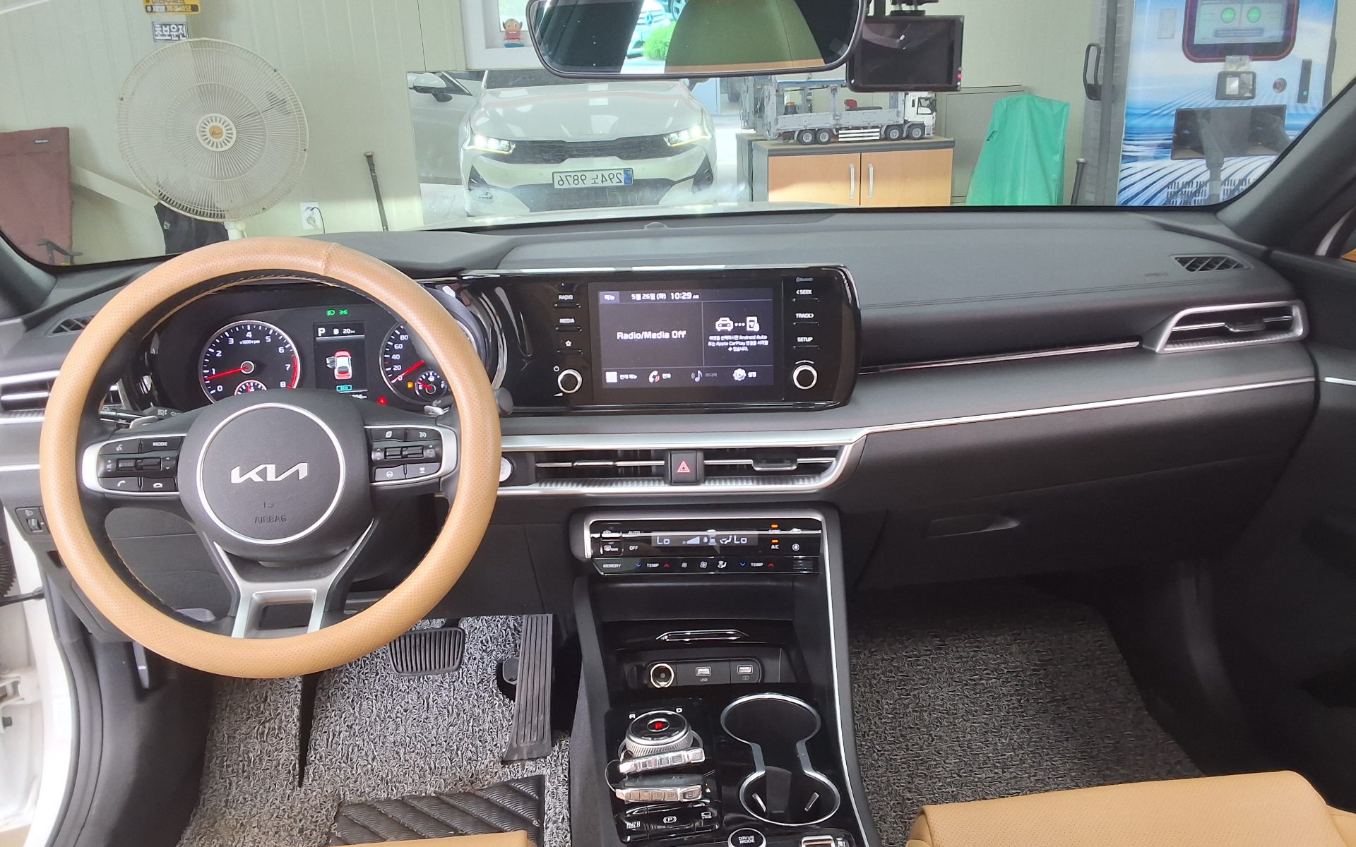 2022 - kia k5
