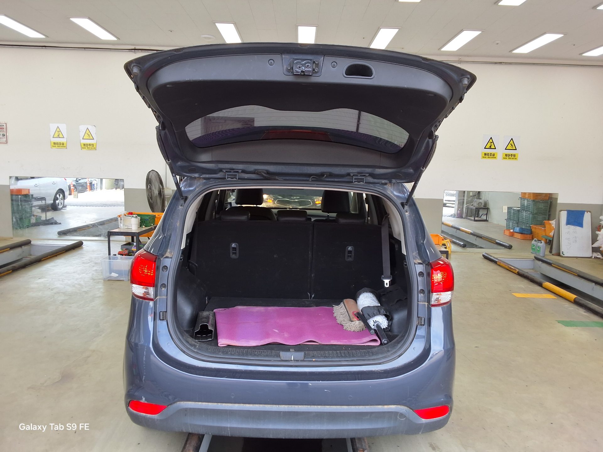 2014 - kia carens