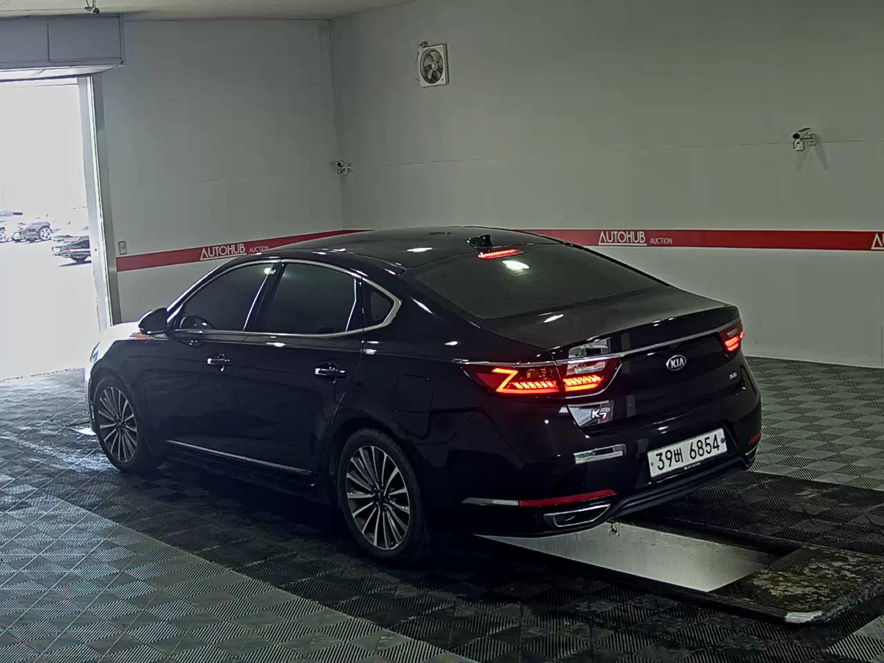 2018 - kia k7