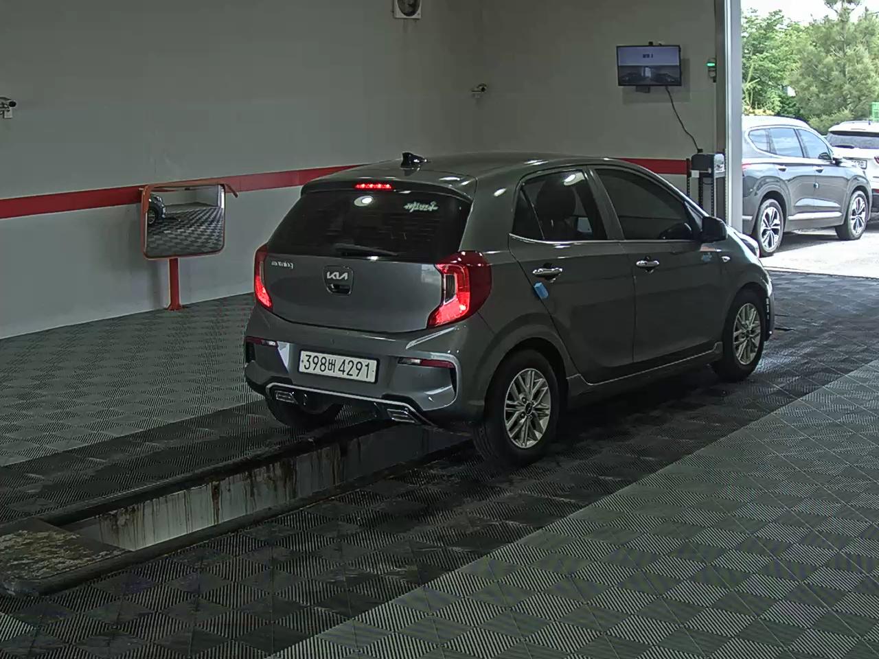2022 - kia morning